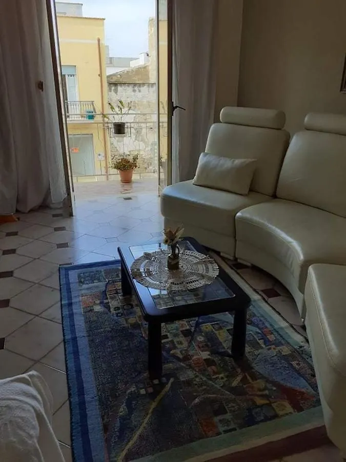 Casa Della Pace - Primo Piano Apartment Paceco